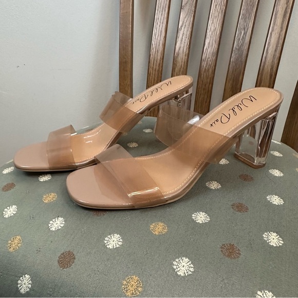 Wild Pair | Clear Heel Two Strap Sandal Heels Size 10.5 Women's - Picture 1 of 4